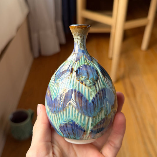 Zig Zag and Iron Bottle